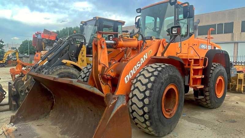 OmecoHub - DOOSAN DL300